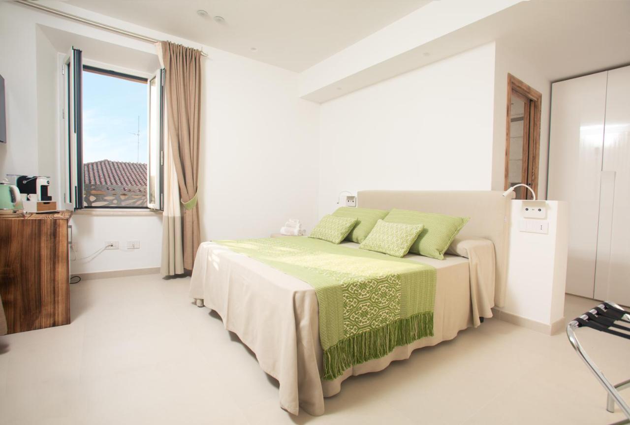 Assaje' Luxury Rooms Santa Teresa Gallura Exterior photo